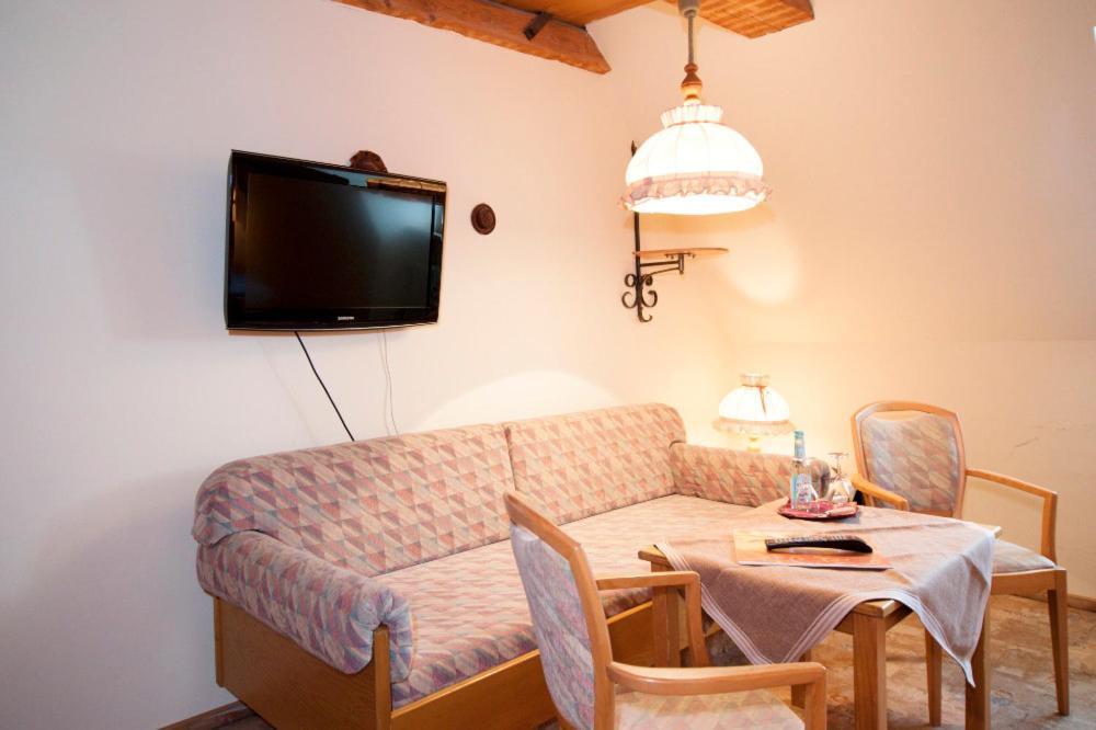 Hotel Gasthof Zur Post Wolfegg Dış mekan fotoğraf