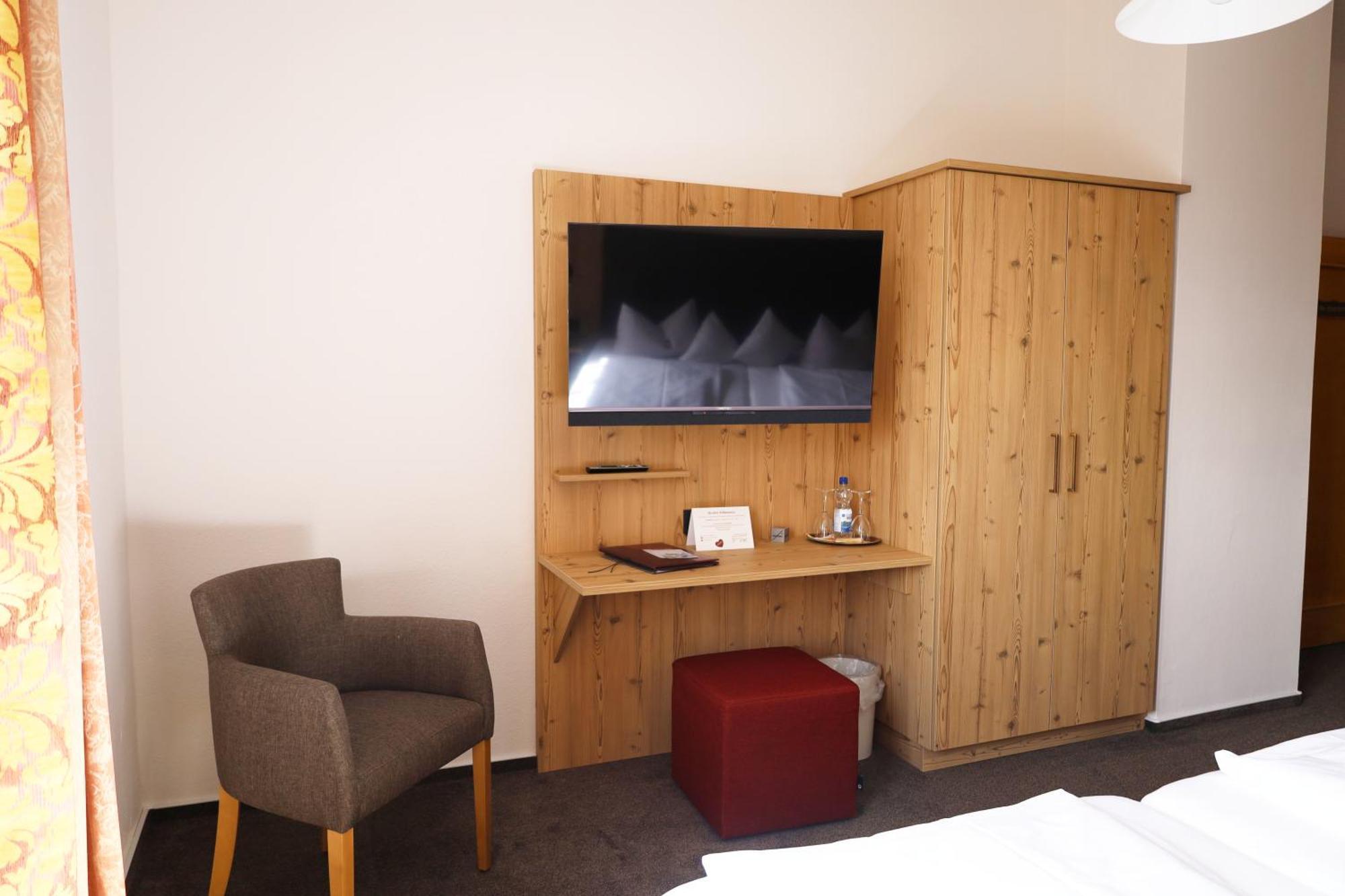 Hotel Gasthof Zur Post Wolfegg Dış mekan fotoğraf