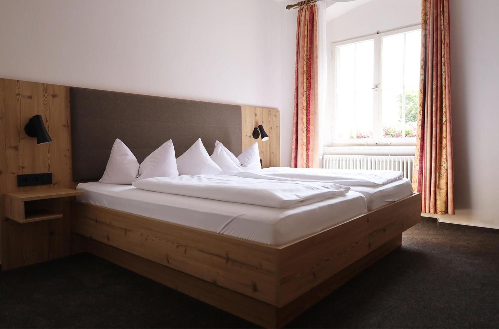Hotel Gasthof Zur Post Wolfegg Dış mekan fotoğraf