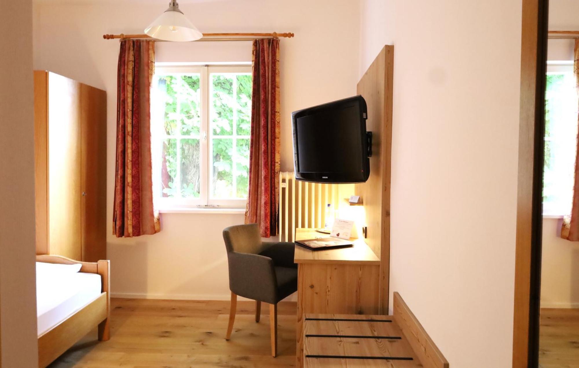 Hotel Gasthof Zur Post Wolfegg Dış mekan fotoğraf