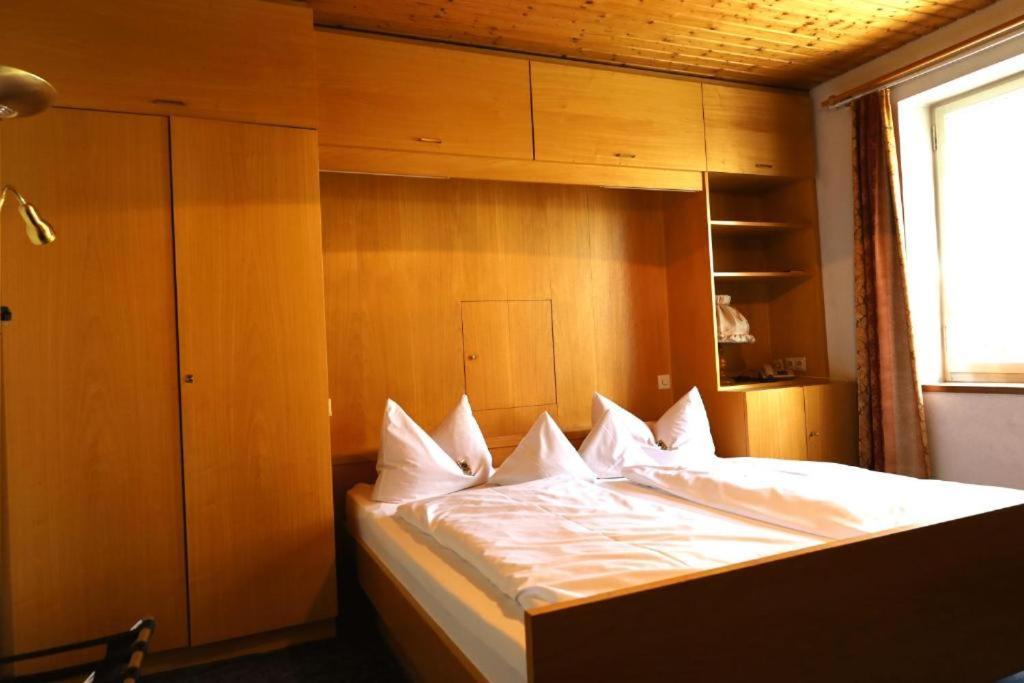 Hotel Gasthof Zur Post Wolfegg Dış mekan fotoğraf
