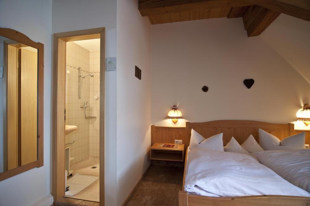 Hotel Gasthof Zur Post Wolfegg Dış mekan fotoğraf
